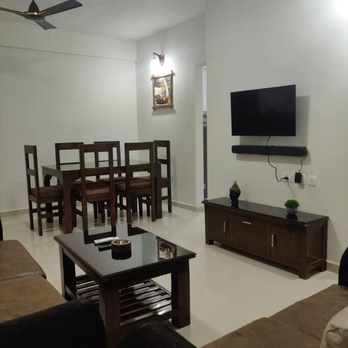 Kivi'S Kozy 2Bhk Luxurious Apartment Goa By Leela Homes Арпора Экстерьер фото